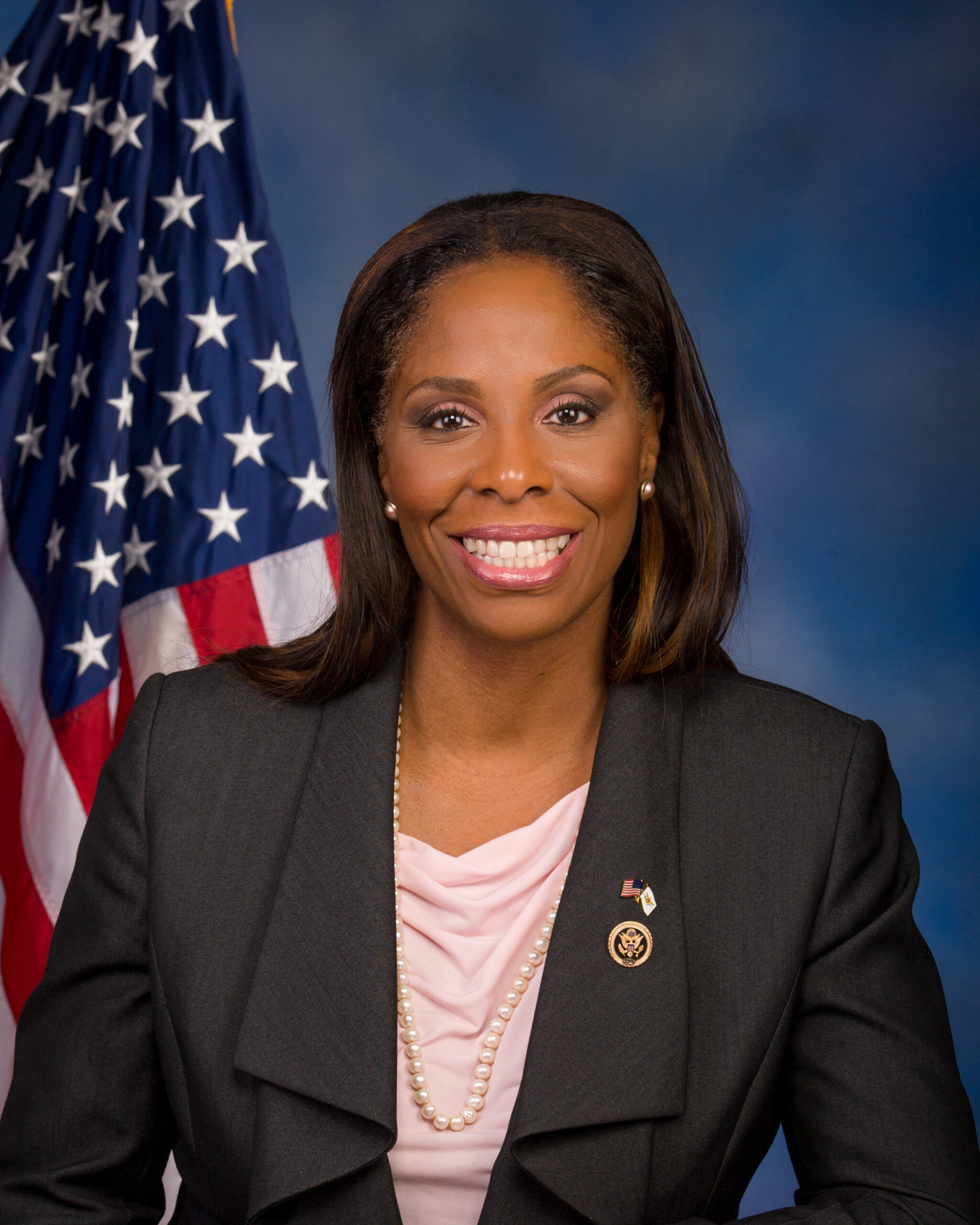 Rep._Stacey_E._Plaskett_(VI) - Poli Alert Stacey Plaskett