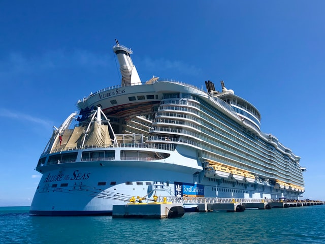 cruise ship