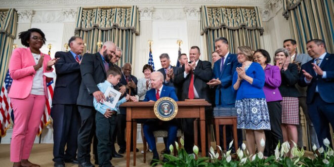 Biden signs veterans bills