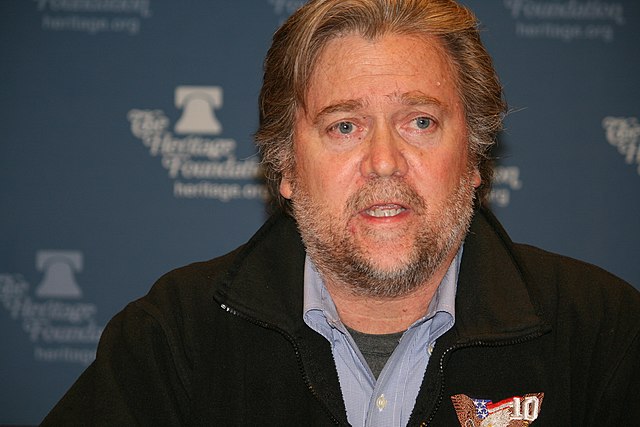 - Poli Alert Steve Bannon