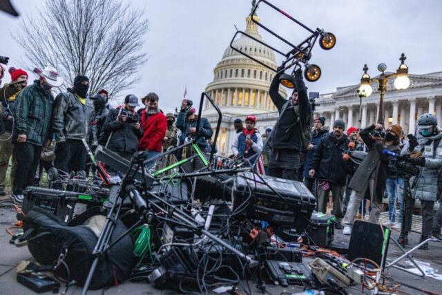 DC-riot-16-1024x683 - Poli Alert January 6