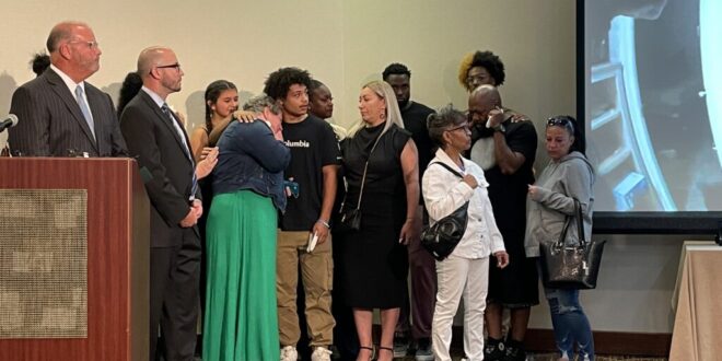 Family of Donovan Lewis