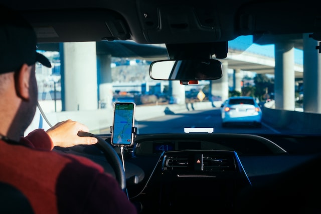 - Poli Alert lyft driver