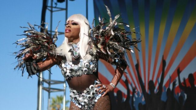 drag-artist-phx-pride-2011-1024x5761676675004 - Poli Alert Drag artist