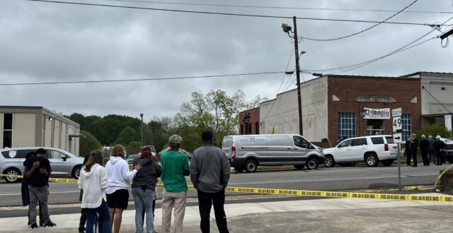 Dadeville, Alabama mass shooting