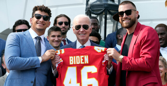 Biden welcomes Kansas City Chiefs to White House
