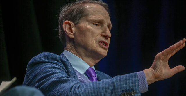 Sen. Ron Wyden
