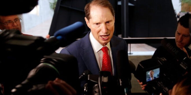 Sen. Ron Wyden