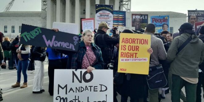 Supporters of reproductive rights protested outside the U.S. Supreme Court
