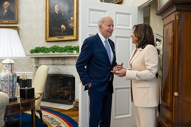 - Poli Alert President Joe Biden and Vice President Kamala Harris