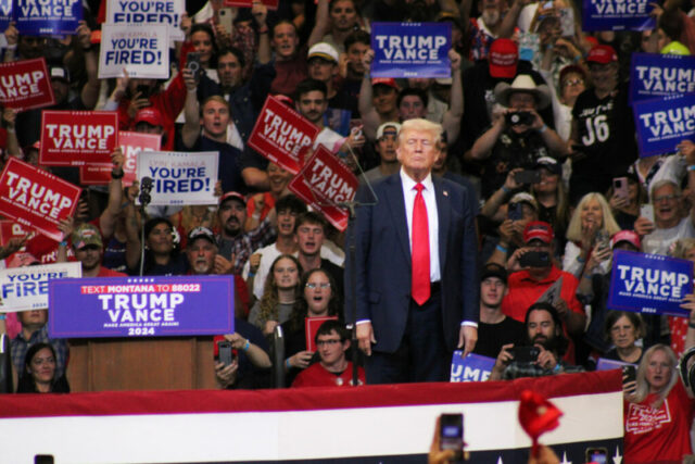 - Poli Alert President Donald Trump