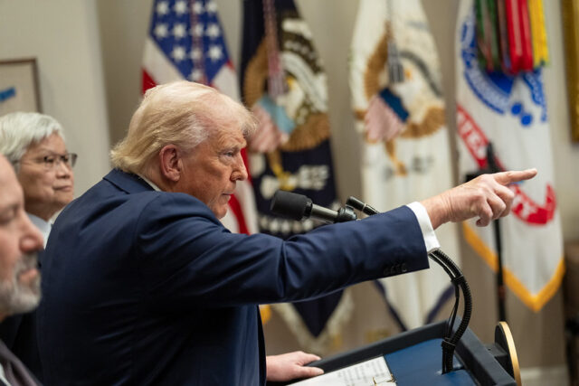 Trump - Poli Alert President Donald Trump