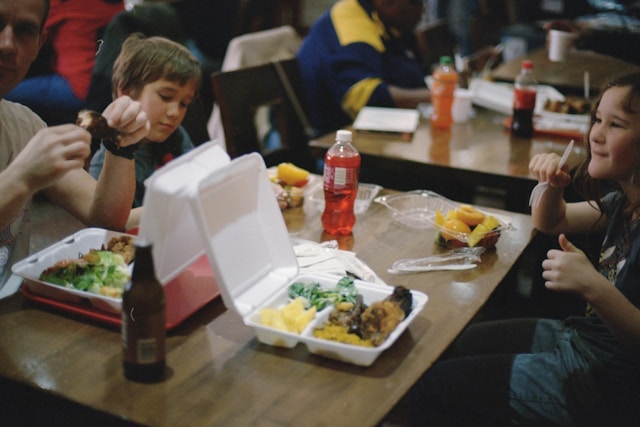 school cafeteria - Poli Alert school cafeteria