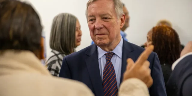 250318-DURBIN-CASUAL-AAjpg - Poli Alert Sen. Dick Durbin