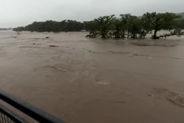 Central Texas Flooding Death Toll Rises to 43 as Search Continues for ...
