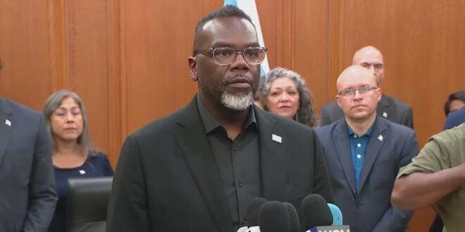 Mayor Brandon Johnson