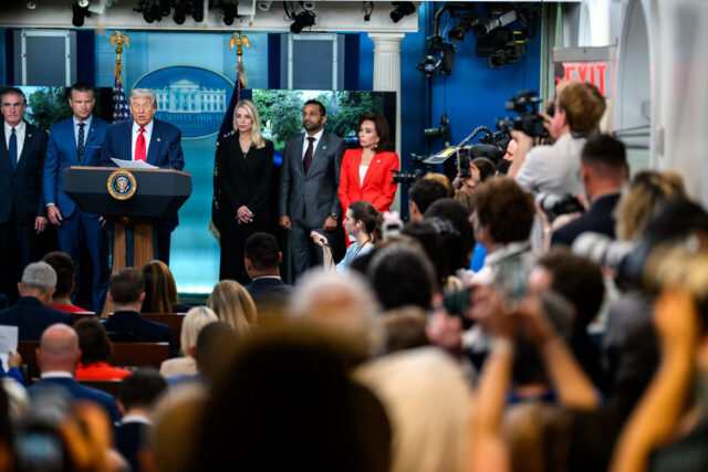 Trump - Poli Alert President Trump