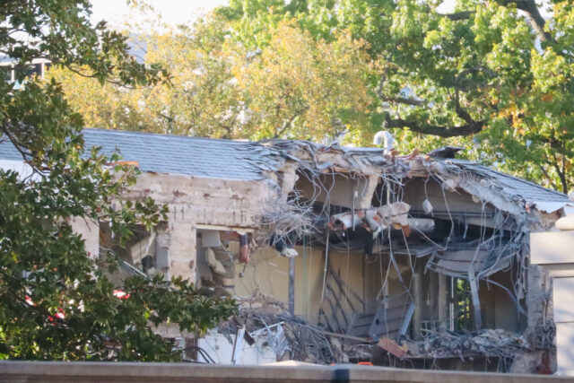 East Wing - Poli Alert White House East Wing demolition