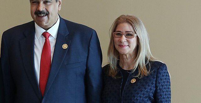 Nicolás Maduro and wife Cilia Flores